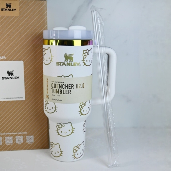 Stanley White Hello Kitty Quencher H2.0 Tumbler - Picture 1 of 1